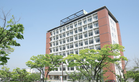 人間環境大學（大學院）